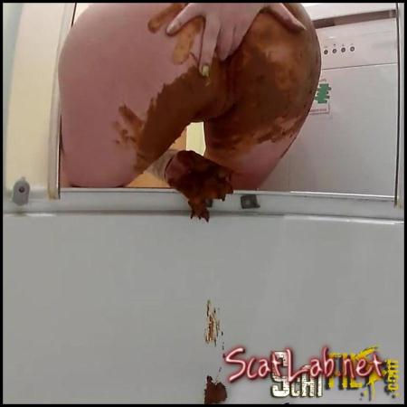 Poop Smearing Over My Ass (Lindasass17) Poop Smear, Amateurs Scat [FullHD 1080p]