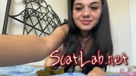 Sexy goddess enjoys smelling shit (Sexcsugarr) Amateur, Solo, Teen [FullHD 1080p] New scat