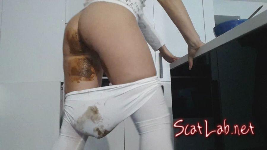 White Tights Huge Bomb (Love to Shit Girls) Scat / Extreme [HD 720p] Scatting