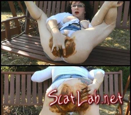 Poop in my panty outdoor (Chienne Mary French scat slut) Hairy, Outdoor [HD 720p] Milf Scat