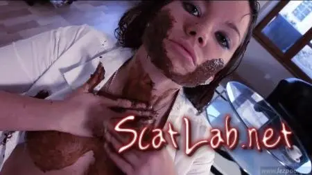 Shit In Pantyhose (Honey) Solo, Scat, Netherlands [SD] LezPoo.com