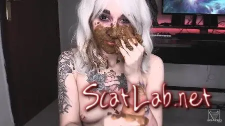 Scat Swallow Extreme Big Shit By Black Eyes (Demon Betty) Teen, Blonde, Blowjob [FullHD 1080p] Defecation