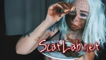 Monsta girl ate own shit with ur eyes (DirtyBetty) Solo, Teen [FullHD 1080p] Defecation ScatLab.net