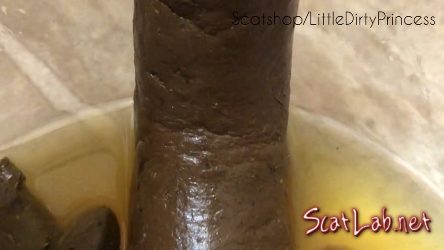 Long thick poop served in a bowl of pee for you (LittleDirtyPrincess) Ass, Big Pile [FullHD 1080p] New scat