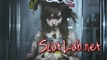 Do you poop in the shower? (DirtyBetty) Eat, Teen, Solo [UltraHD 4K] Defecation