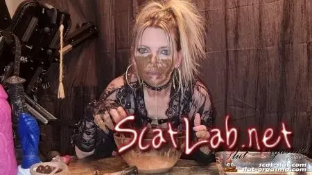 Scat swallowing and puke show (SlutOrgasma) Eat Shit, Milf [FullHD 1080p] Defecation
