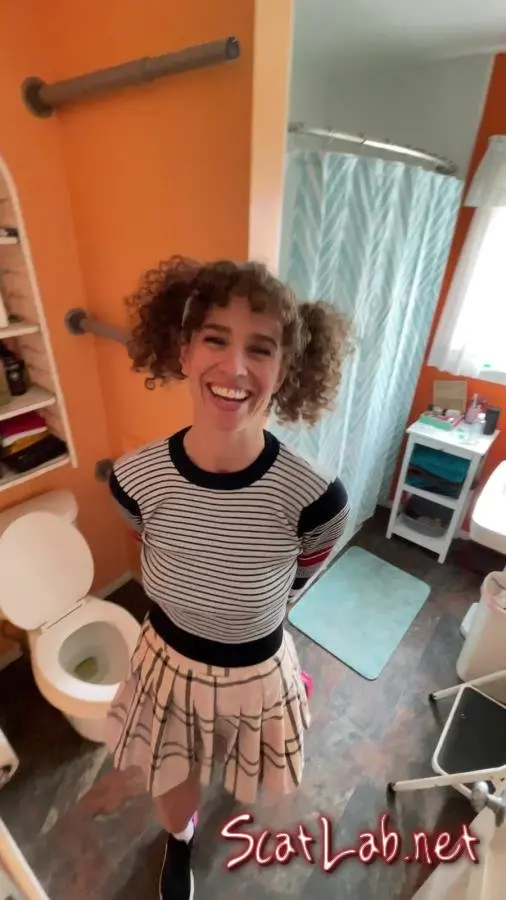 Bratty girl shits in perverts mouth! (VibeWithMolly) Extreme, Solo [UltraHD 2K] Poop