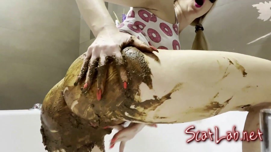 Smeared And Ruined (Thefartbabes) Extreme, Solo [FullHD 1080p] Defecation