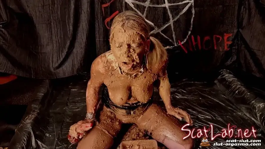 Extreme play in a lot of saved shit (SlutOrgasma) Defecation, Extreme [FullHD 1080p] Solo