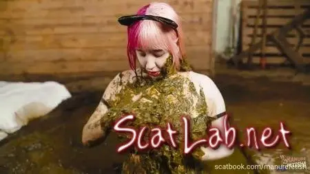 Catwoman Lyndra first time in the manure channel (Asian) Big Tits, Blowjob [FullHD 1080p] Defecation