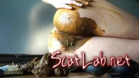 Kinky Scat Assplug & Smearing (KinkGodess) Smearing, Piss [FullHD 1080p] Solo