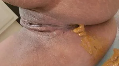 Pee and poop ass and pussy close up (UniElla) Solo, Poop [HD 720p] Pooping Girls