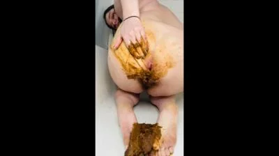 Poop Piss and Feet Smearing (Layla Lee) Feet, Solo [FullHD 1080p] Fetish Scat