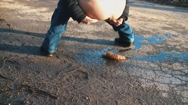 German Countryside Poop (Mia Skye aka MiaRoxxx) Germany, Dirty Anal [HD 720p] Filthygrid.com