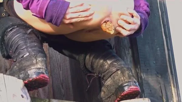 Hunter's Throne (Mia Skye aka MiaRoxxx) Germany, Dirty Anal [HD 720p] Filthygrid.com