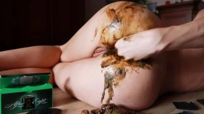 After Eight (Sabrina Dacos) Defecation, Solo [FullHD 1080p] Scatting