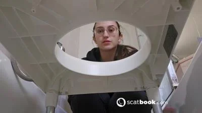 Scatting Girl 01 (Miss Lith) Spain, Toilet Slavery [HD 720p] Scatbook