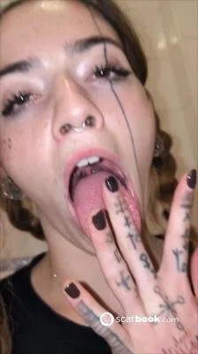 Toilet Darkfans (Malafalda) Scat, Spain [SD] Scatbook.com ScatLab.net