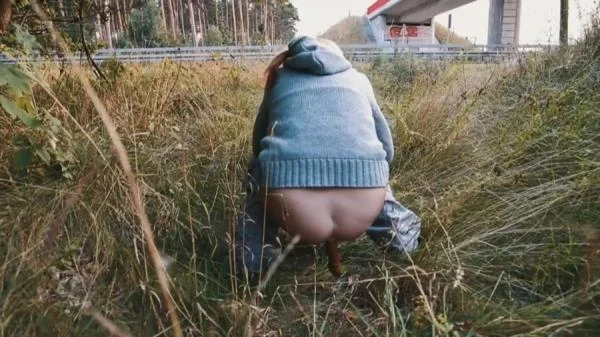 Highway Pooping 3 (Mia Skye aka MiaRoxxx) Germany, Dirty Anal [HD 720p] Filthygrid.com