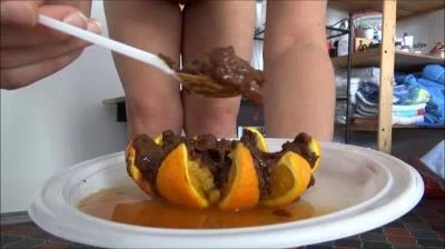 Kaviar On Orange (Mistress Roberta) Fetish, Romanian [SD] Scatshop.com ScatLab.net