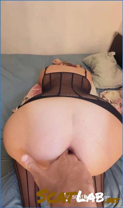 Download Bunny Hustler's Intense Butthole Check in FullHD 1080p ScatLab.net