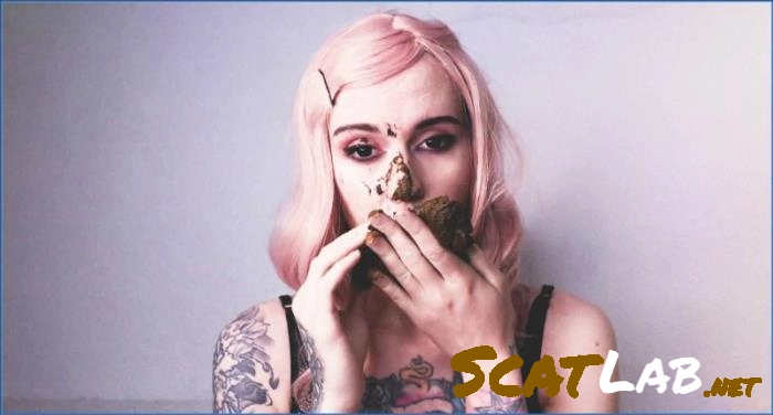 Intimate Scat Play with DirtyBetty and Husband in Russia