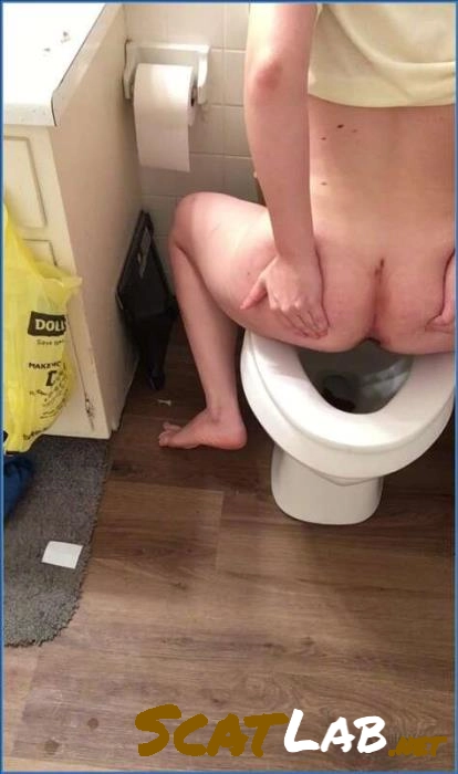 Scatqueen420 Pissing and Farting Compilation Extravaganza