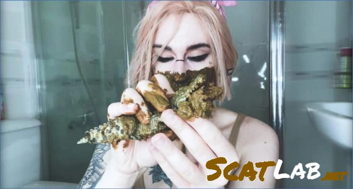 Download Russian Amateur Fetish: Croc Toy and Extreme Scat in UltraHD 4K ScatLab.net