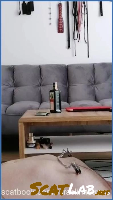 Download Strict Jardena Owns Him in Pissing Power Play HD ScatLab.net