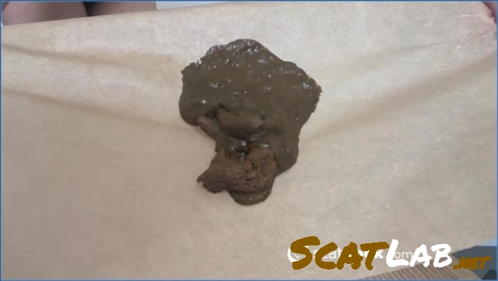 Download Ella Dearest Dominates in Intense Pissing Femdom Scene FullHD 1080p ScatLab.net