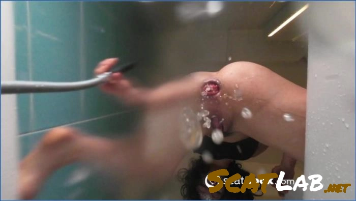 Download Stacy Bloom Fisting – Prolapse Enema in bathroom before live cam show (FullHD 1080p) ScatLab.net