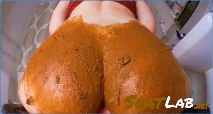 Vintage Mistress's Diaper Mess in 4K