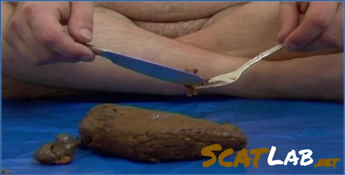 Scatqueens Berlin: Bad Painted P3 German Vomit in HD 720p