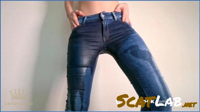 Download Jeans Pissing - Pissing (HD 720p / 12.27 MB) ScatLab.net