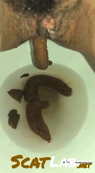 TheNewGirlsPooping.com - Scat Cute Sabrina 6 [SD] 52.3 MB