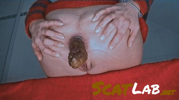 Download Filthygrid.com - Lady In Red [HD 720p] 13.7 MB ScatLab.net