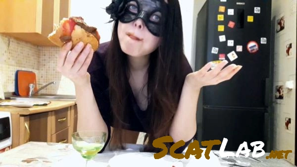SG-Video.com - Scat Hot Dog Swallow By Top Scat Girl [FullHD 1080p] 858 MB – ScatLab poster