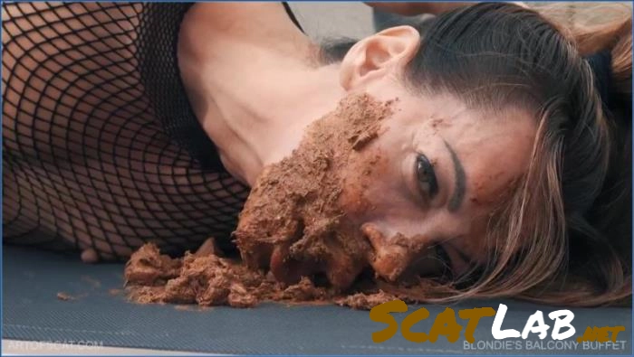 Scat Pervert Girls Lesbian, Eat shit – BLONDIE'S BALCONY BUFFET (FullHD 1080p) – ScatLab poster