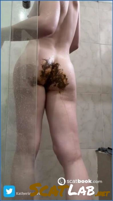 Cleaning up the mess - Femdom, Farting (HD 720p / 9.46 MB)