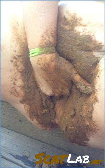 Allura's Pregnant Poop Fest in HD – ScatLab poster