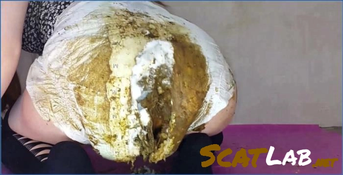 Anna Coprofield's Fingering Vid in 4K – ScatLab poster