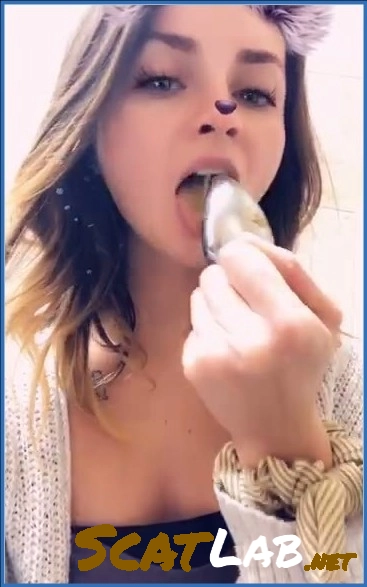 Download LilbuttLex Goes Hardcore: Anal Shitting and Pee xxx in HD ScatLab.net