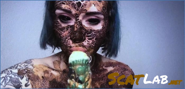 French Scat Play with Dildo and Blowjob Featuring DirtyBetty – ScatLab poster