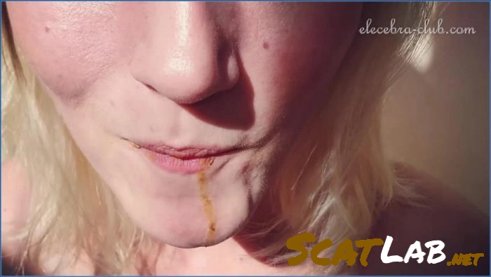 Hot MILF Shit Smearing Action in FullHD – ScatLab poster