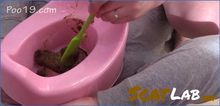Raw Ukrainian Scat Video with MilanaSmelly – Verbal Humiliation and Toilet Slave Fetish – ScatLab poster