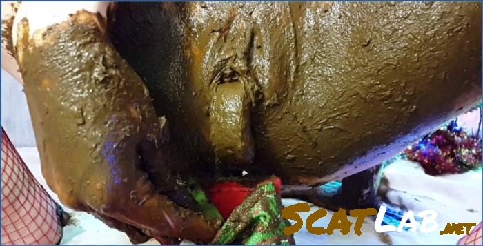 Extreme Scat Prolapse and Fingering in Merry Shitty Christmas Part 2 FullHD – ScatLab poster