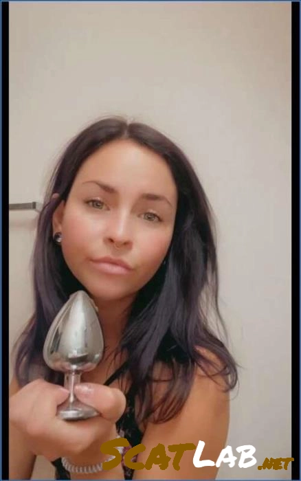 LilbuttLex filthy Anal and Pee clip in Eating Off Of My Plug Twice Full HD - related scat video at ScatLab