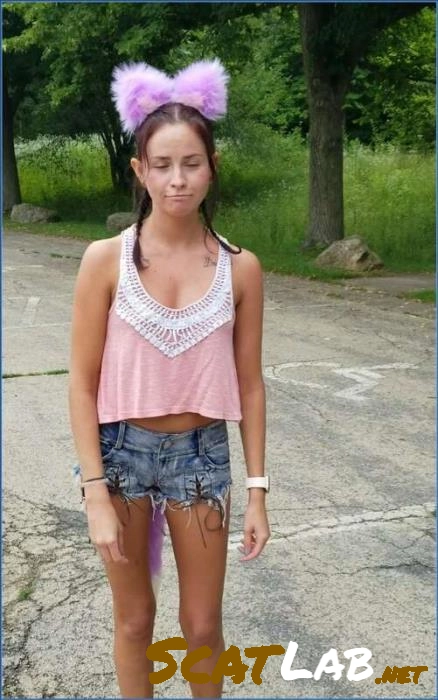 Outdoor Scat Adventure with LilbuttLex: Anal Poop and Piss Drinking in FullHD - popular scat video at ScatLab