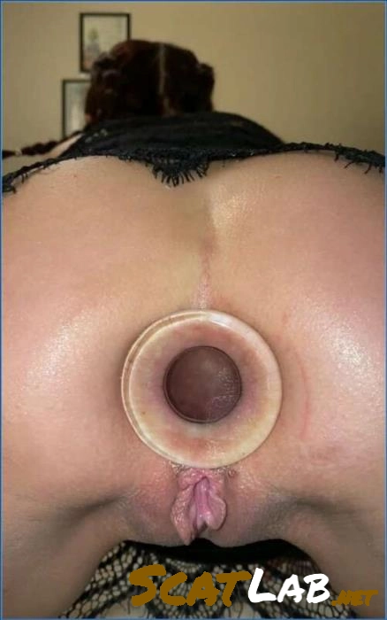 LilbuttLex Stars in Extreme Glass Plugs and Fisting Poop Compilation – ScatLab poster