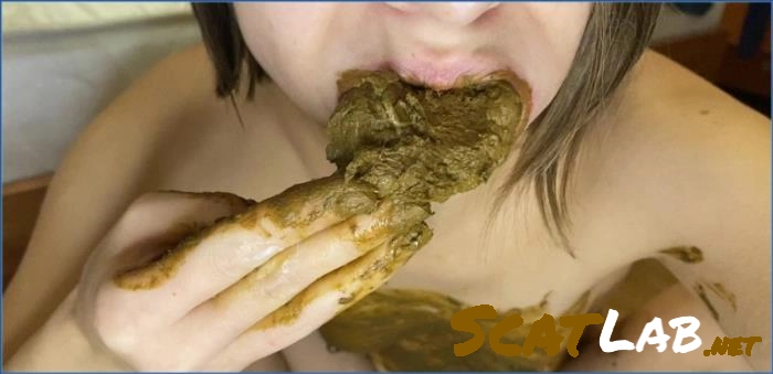 Shit Eating Scat with Veronika in Shit from the Fucking Machine to Chew Smear on ScatLab